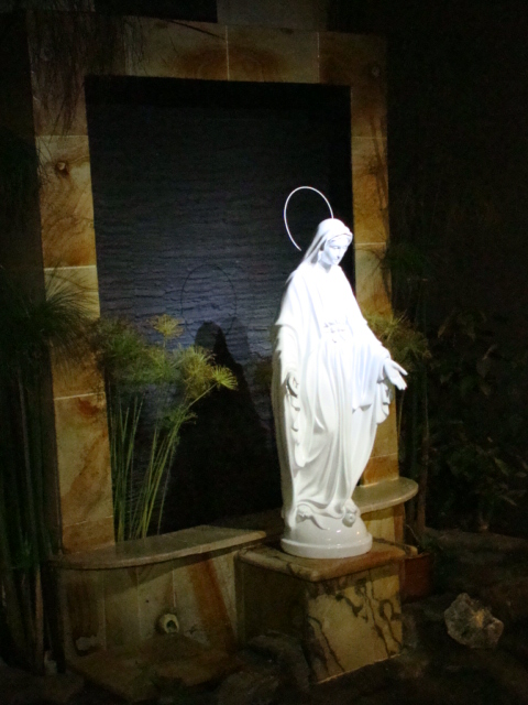 Solar Floodlight for Mother Mary Statue